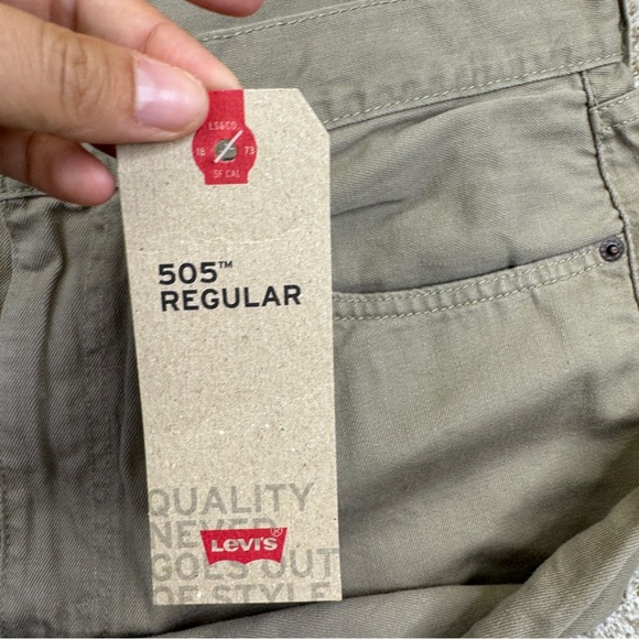 Levi's 505 Regular Tan Straight Jeans Casual Style Size 36x34 - Picture 12 of 15